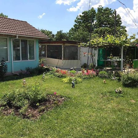 Слънце Vila Shabla Exterior foto